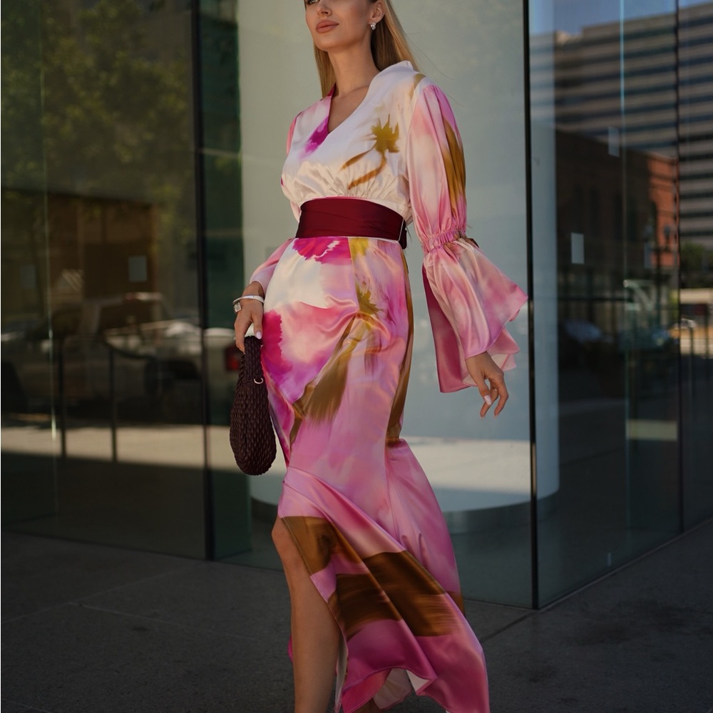 Elegant Pink and Brown Women's Dress